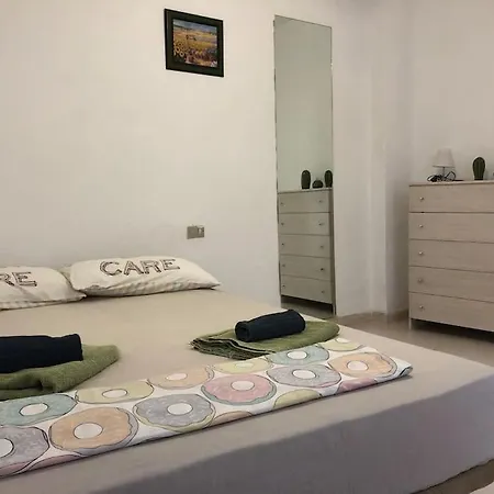 Quiet With Terrasa 5 Min Playa Cristianos Appartamento *