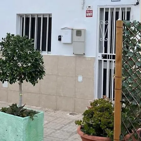 شقة Quiet With Terrasa 5 Min Playa Cristianos لوس كريستيانوس