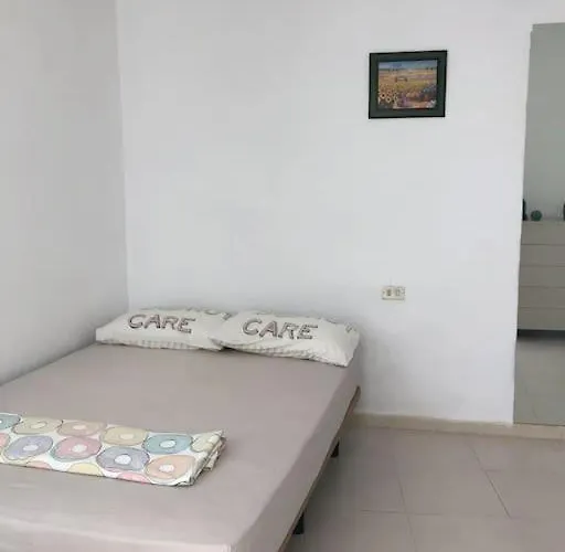 Quiet With Terrasa 5 Min Playa Cristianos 公寓 洛斯克里斯蒂亚诺斯