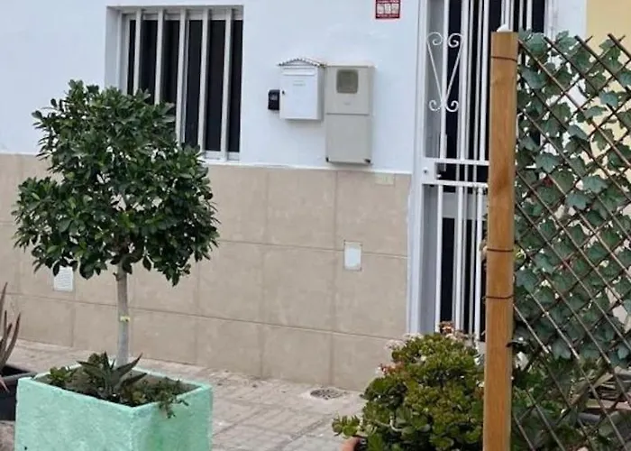 아파트 Quiet With Terrasa 5 Min Playa Cristianos 로스크리스티아노스